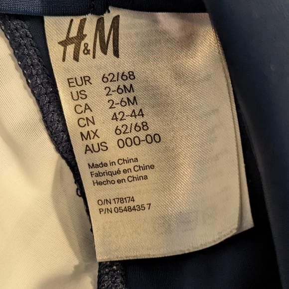 Blue swim hat with flaps - Picture 2 of 2